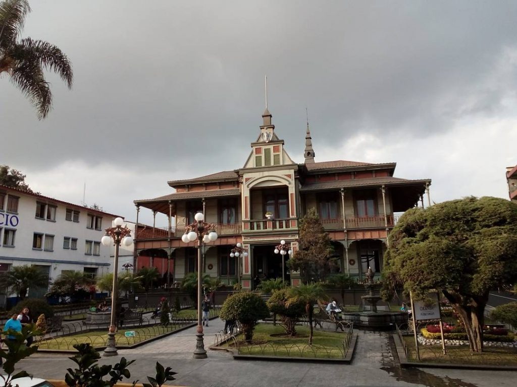 Palacio de Orizaba, #orizaba #veracruz #mexico #lovemexico #lovecafe #pueblomagico #bnesimppl #arquitecturabella #unamsinfronteras