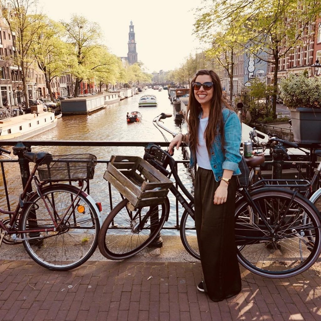 Amsterdam vibes. . . . . . . #amsterdam #amsterdamchannels #nomadlife #trip #travel #traveling…