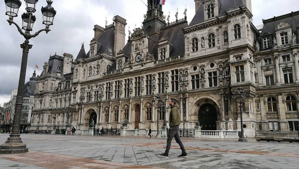 Strolling around the city ️ . . . #paris #france #europe #travelphotography #travel #travelrepost…