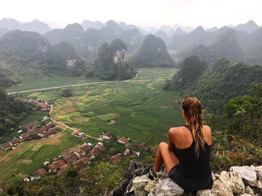 Short morning trekking for a really nice view over the village of Quang Uyen…