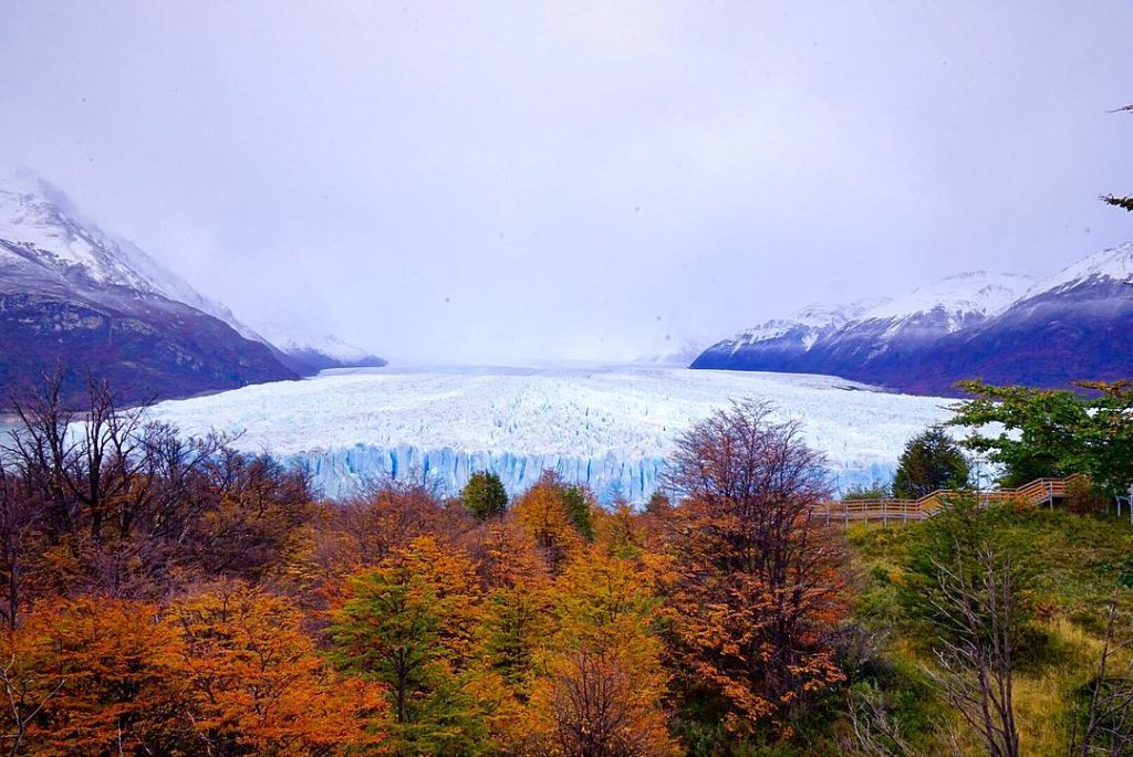 Big glaciers #glacier #peritomoreno #bigice #argentina #elcalafate #theendofworld #elfindemundo #holiday #travel #trekking #nature #lovenature&hellip;