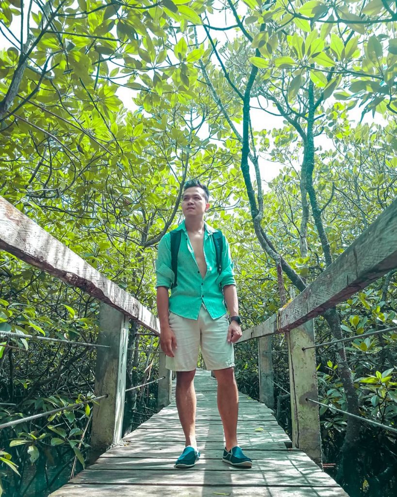 “It comes and goes in ways that carries us ” #ExploReytion #travelph #travelworld #bnesimppl