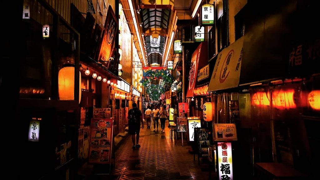 Souvenir du pays soleil levant 2 ???????? ambiance géniale avec le bon @howkynz #osaka&hellip;