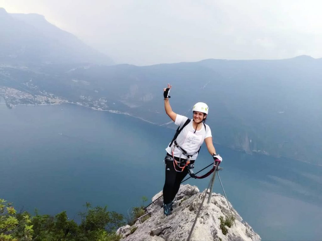 Is not the mountain we conquer, but ourselves #cimacapi #lakegarda #mountain #onthetop #rocks #panorama…
