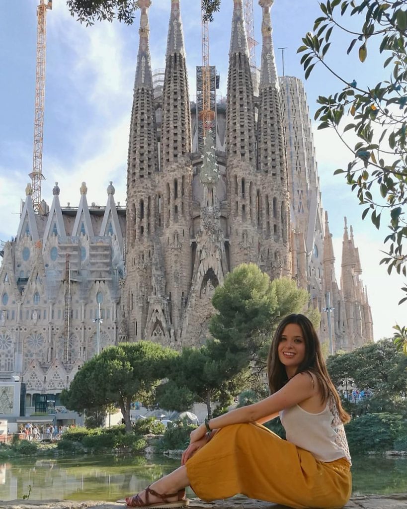 El verano asoma en Barcelona, aunque no el sol, pero pronto acabaré el Máster…