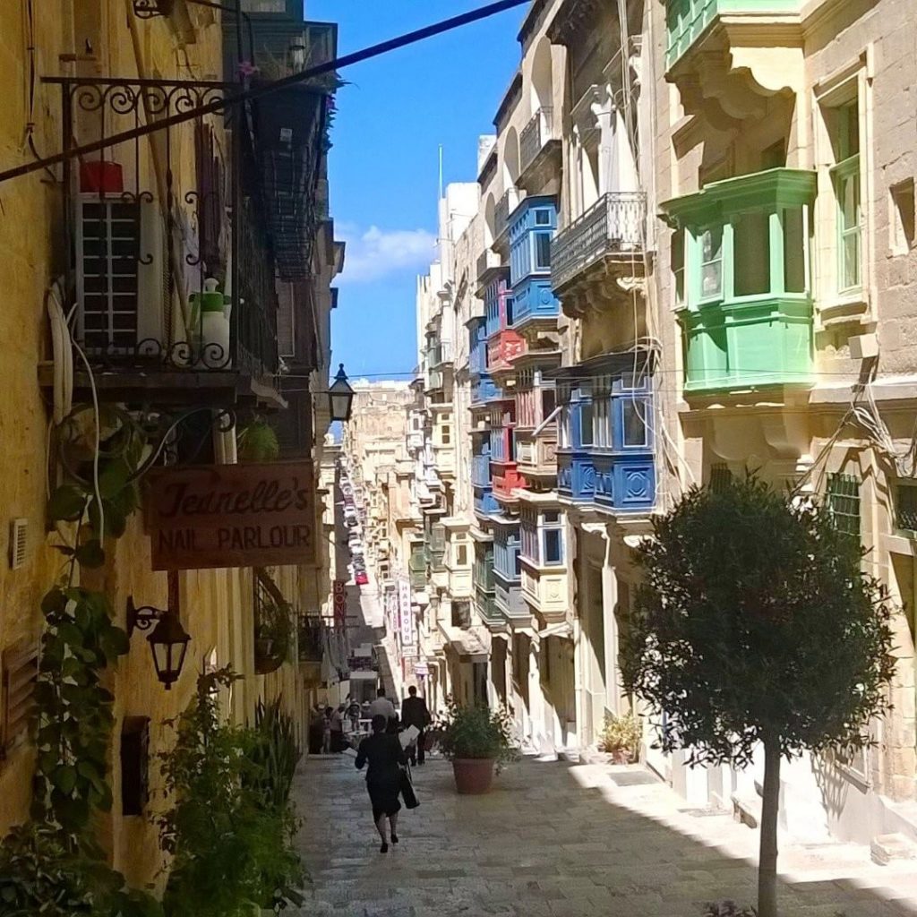 I need a colourful window box . . . . . . . #visitmalta…