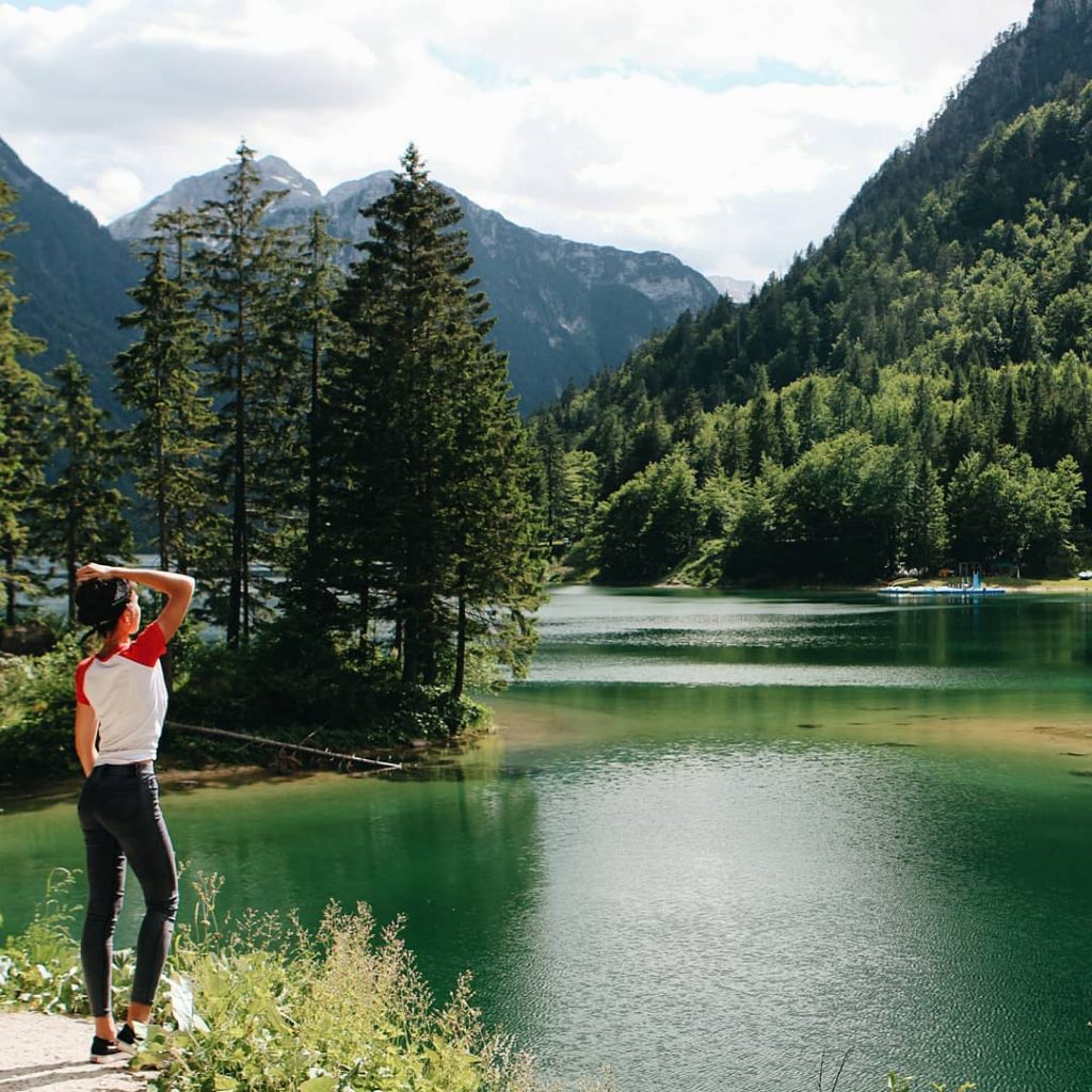 Вот оно то самое изумрудное! Мы побывали на четырех озерах в Италии и вот&hellip;