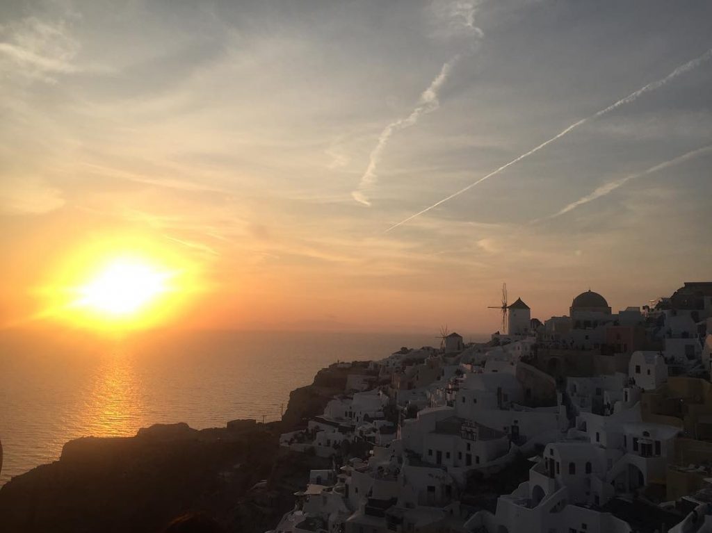 MAMMA MIA!!! A dream come true … . ————————————————————- #santorini #greece #oia #oiasantorini #santorinisunset&hellip;