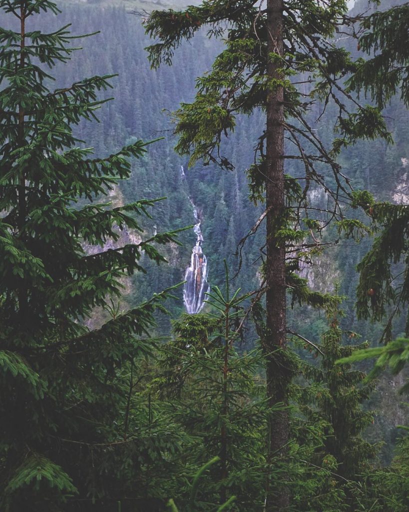 Horses’ Waterfall – highest waterfall in Romania artist • • • • • #instatravel&hellip;