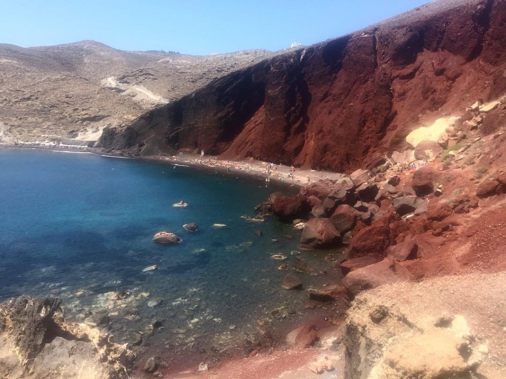 Loved the way everybody starts the day saying “Kalimera” from Red beach One of…