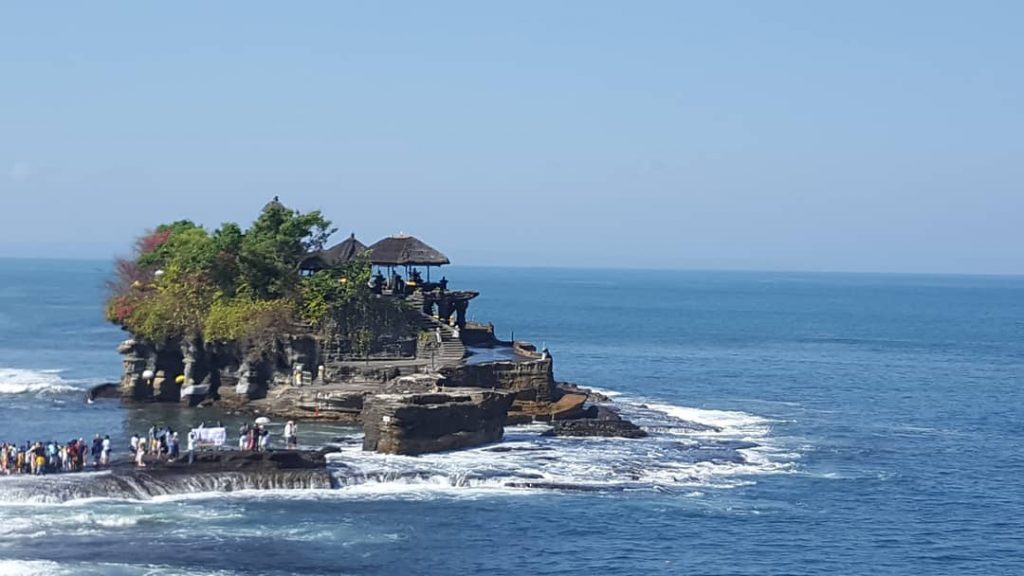 A magical temple #travelpic #travelers #travelblog #travelmore #instatravel #instatraveling #instamoment #bnesimppl #travelphotography #viatjar #bali&hellip;