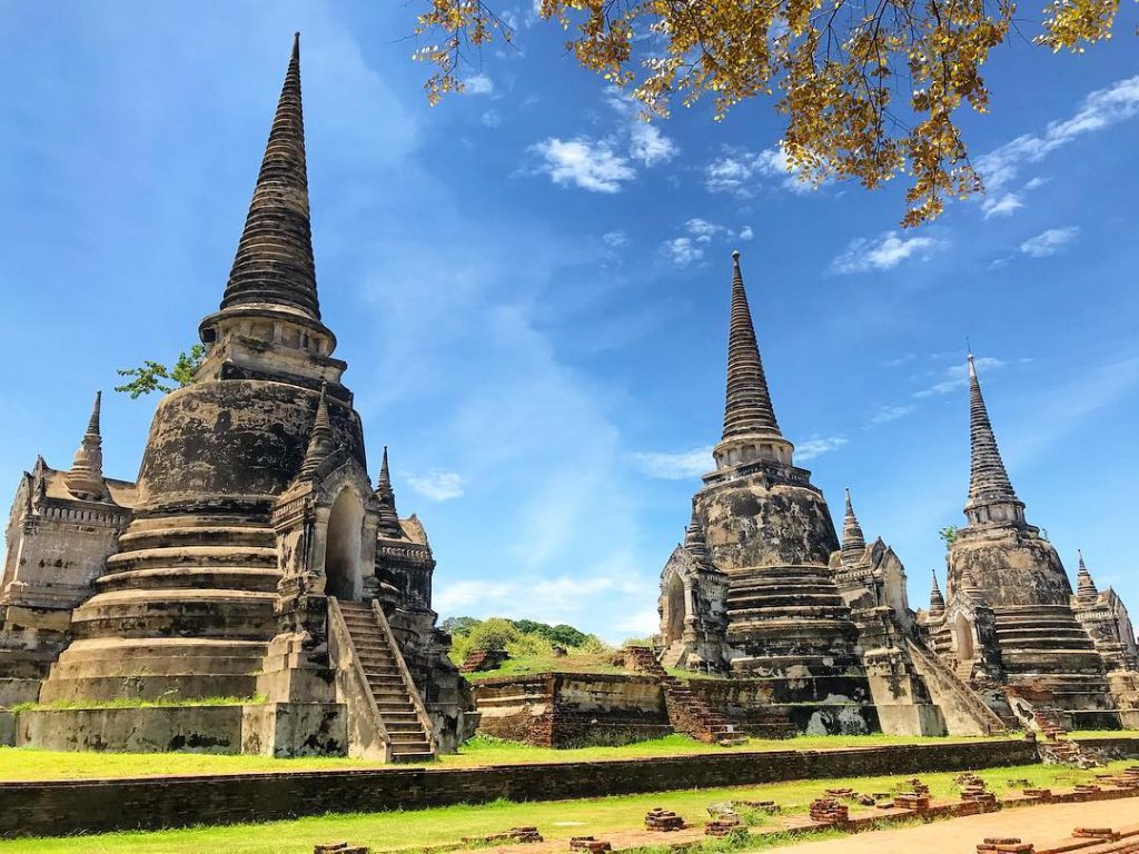 . . . . #temple #ayutthaya #bkk #thailand #asia #architecture #nature #naturelovers #aov&hellip;