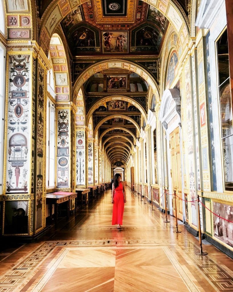 Walking thru the ancient hall. Winter Palace, St Petersburg Russia ???????? Travel with @sharkvivi…