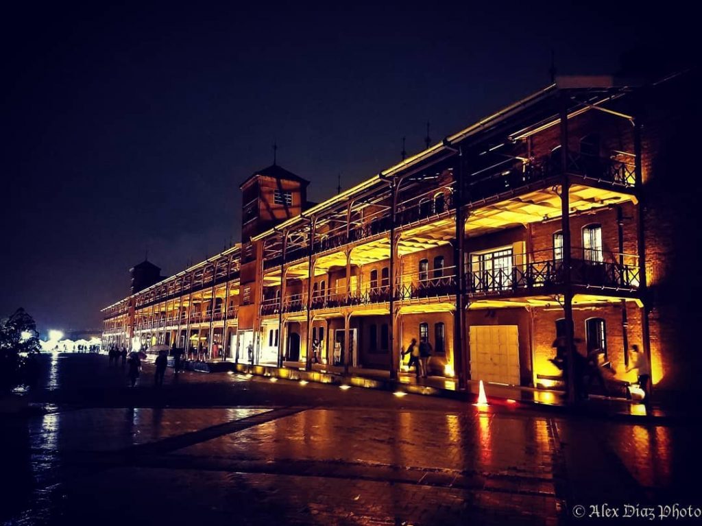 #foto #fotodeldia #travel #travels #misviajes #naturephotography #photography #photogrid #fotodelcielo #photosky #yokohama #backlight #contraluz #contraluzgrafias&hellip;