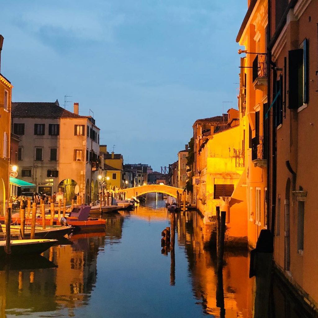 Looks like Venice, but it’s not! ???? This place is close to Venice and…