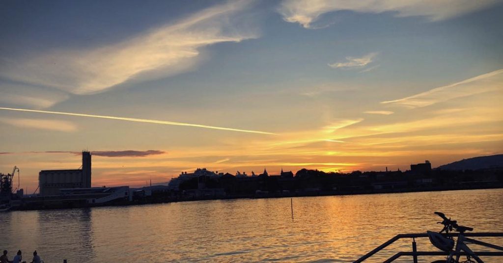 Beauty #travelblogger #travelphotography #traveldiaries #stavanger #blurry #sightseeing #lovetravel #naturelovers #norwegiangirl #desi #paki #followmeforfollownottounfollow #instapic&hellip;