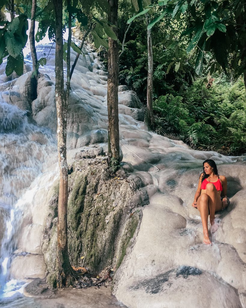 Who needs water parks when nature has so much to offer #StickyWaterfalls ⠀⠀⠀⠀⠀⠀⠀⠀⠀ ⠀⠀⠀⠀⠀⠀⠀⠀⠀&hellip;