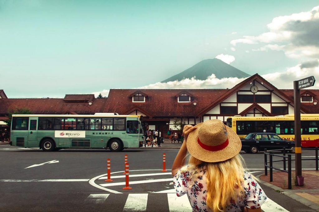 international sim card roaming charges