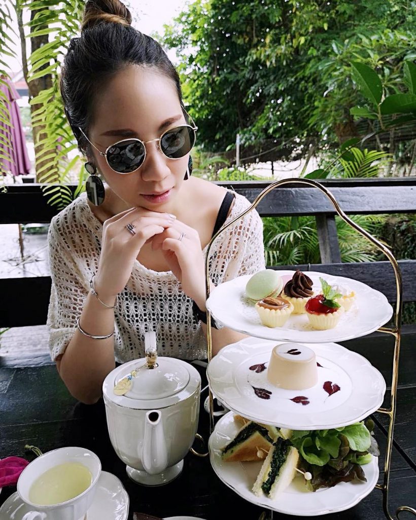 High tea for low society️ @nal3i #hightea #afternoontea #shorttrip #chiangmai #thailand #cnx #travellover #lovetravel&hellip;