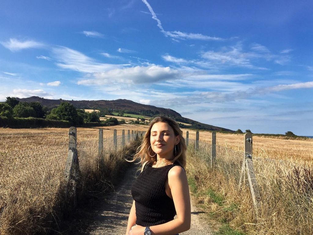 Bray – Greystones Cliff Walk That’s kinda our thing, everywhere we go, we try&hellip;