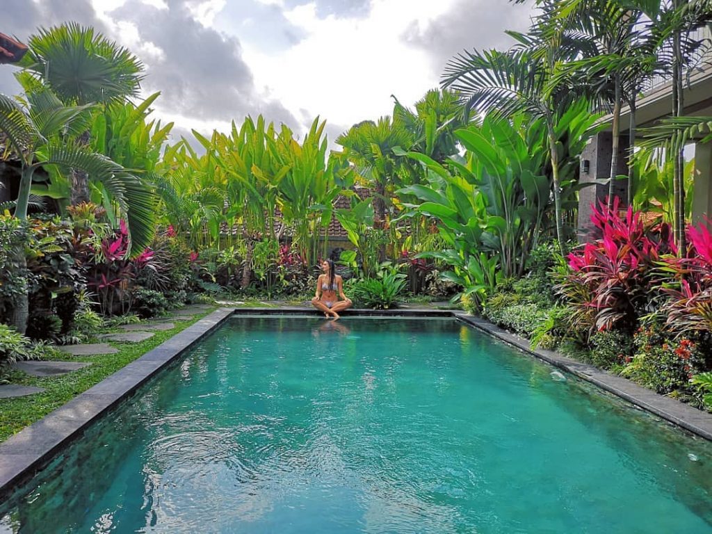 Ubud????‍️ . . . . #traveldestination #travelinladies #girlsborntotravel #beautifuldestinations #thediscoverer #allwedoistravel #wonderfuldestinations #nomadgirls #travelblogger&hellip;