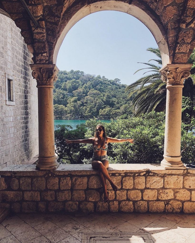Mljet National Park #mljet #mljetnationalpark #croatia #summerineurope #bnesimppl #darlingescapes #discoveringtheworld #globetrotters #girlswhowander #girlswhotravel #girslovetravel&hellip;