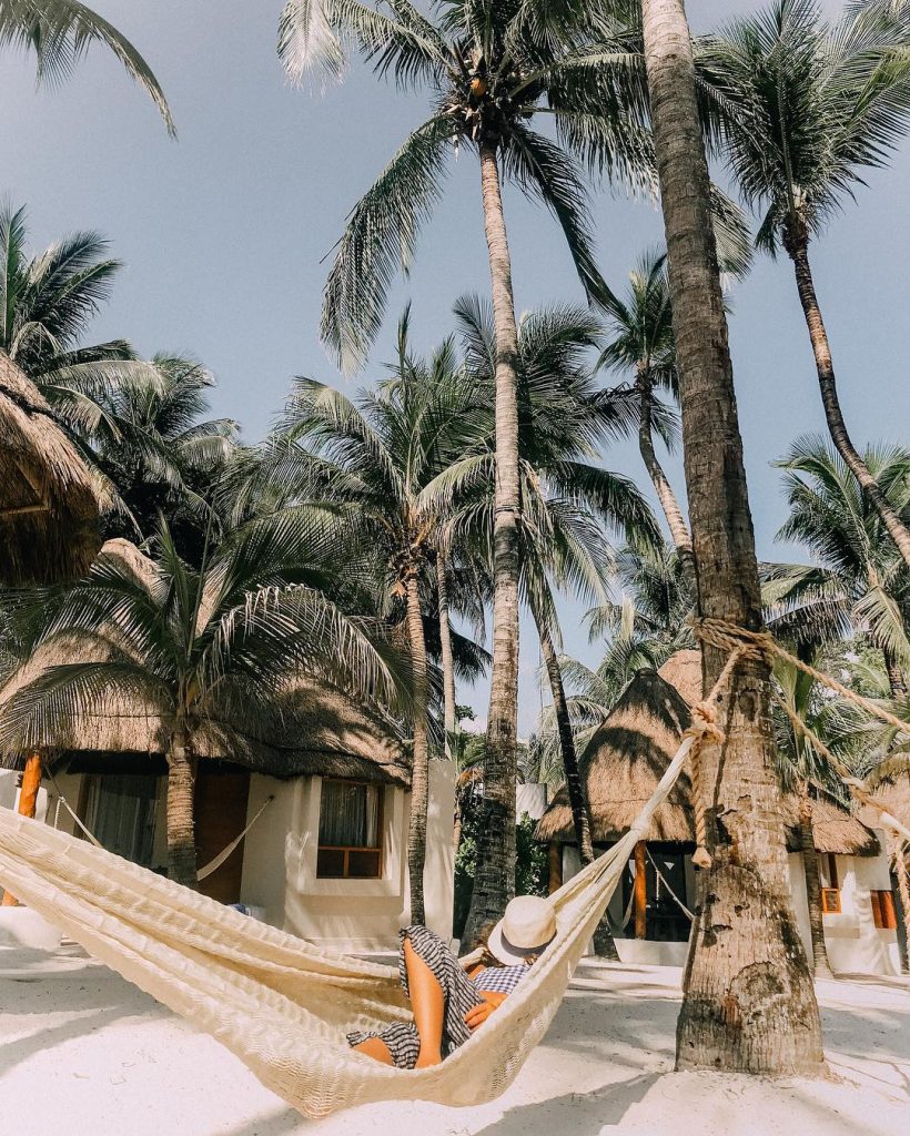 MID WEEK MOOD!!! . . . . . . . . . . #travelfamily&hellip;