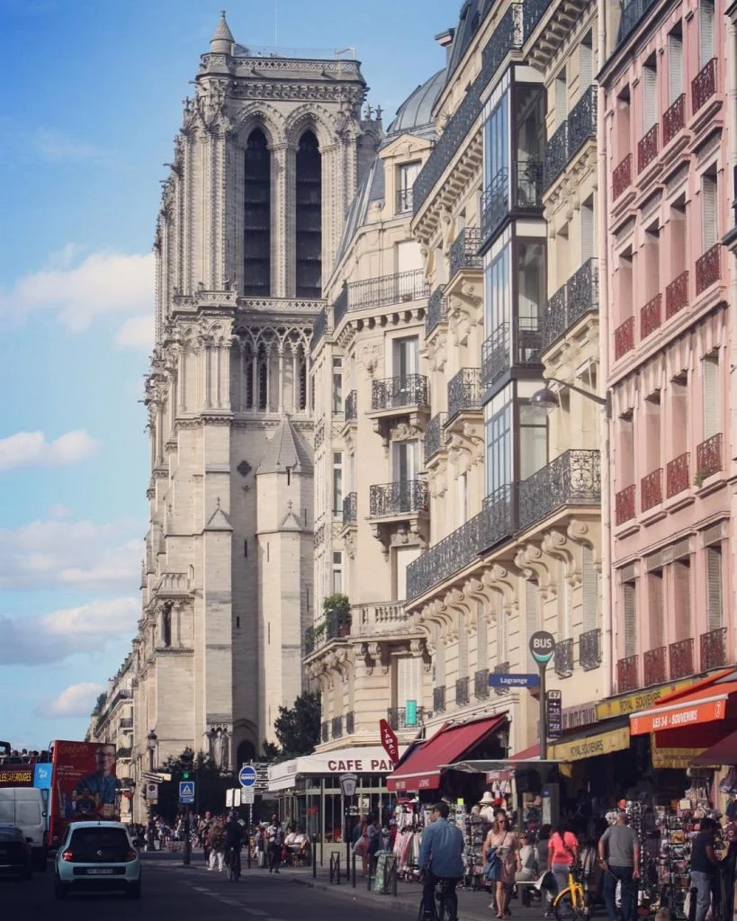 Notre-Dame Tower. #notredame #cathedral #paris #parisstyle #parisphoto #parismonamour #parisian @best_france_photos #bnesimppl #instaparisien #instaparis #thebest_capture&hellip;