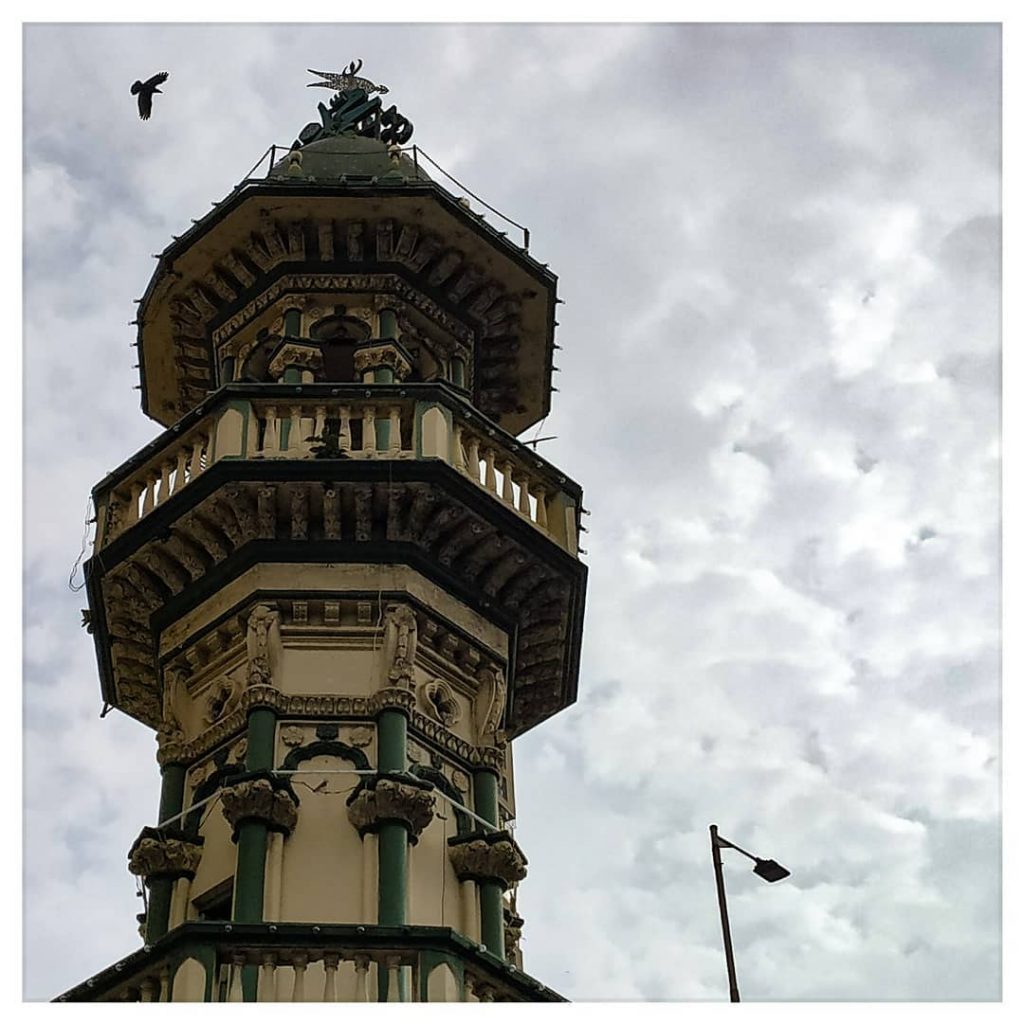 listen, they are talking to you ! . . . . . #dslrofficial #ig_calcutta&hellip;