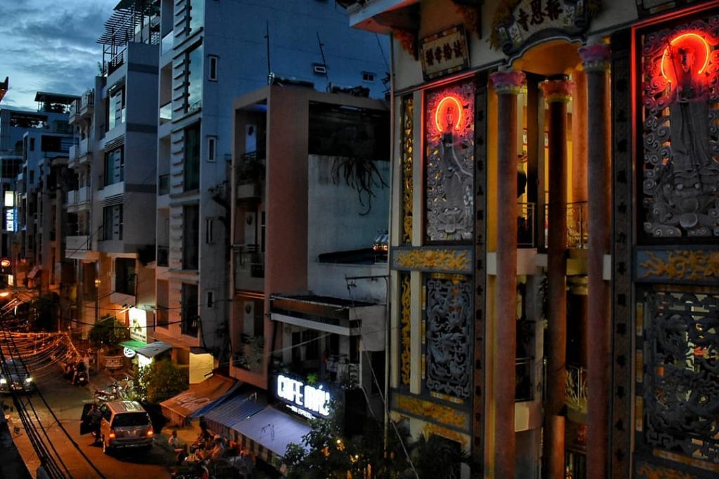 Electric Temple #saigon #Vietnam #hochiminhcity #travelvietnam #베트남 #풍경