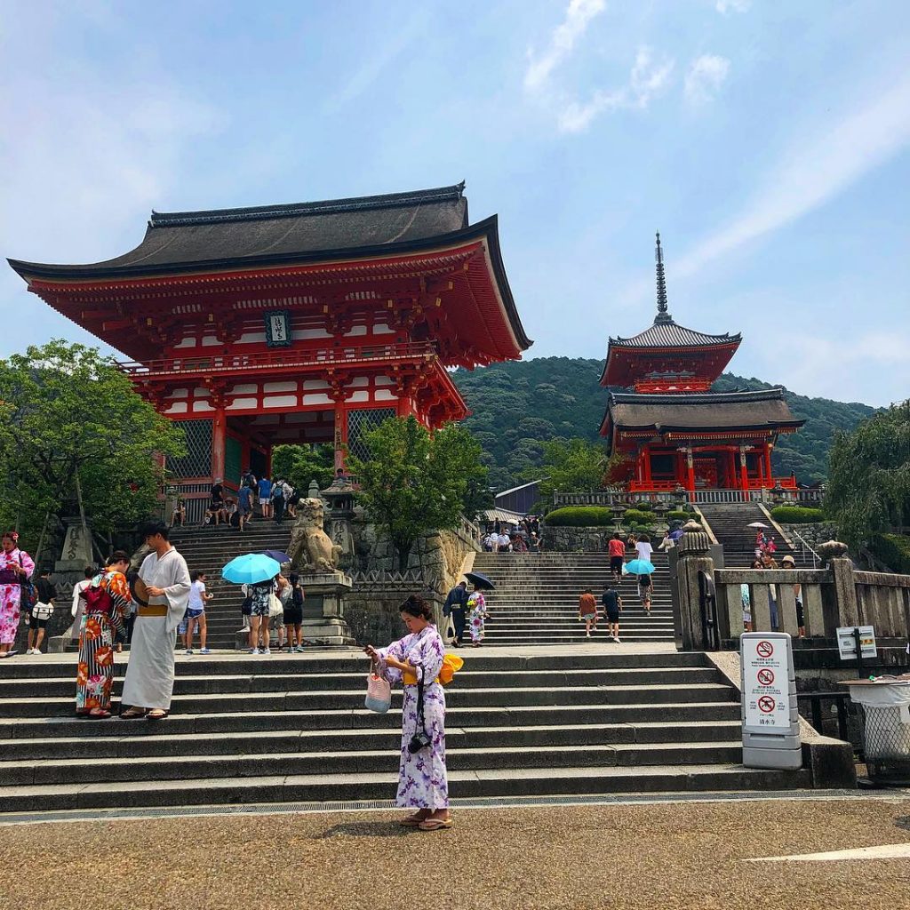 Vida en Japón . . . . . . . . . . .&hellip;