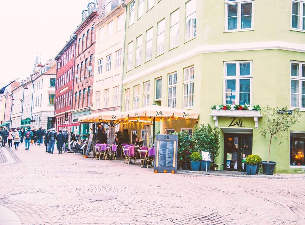 My spring trip Walking, relax, coffee, ???????? #laurusadventures #cozycopenhagen #topcopenhagenphoto #europe #topeuropephoto #tlpicks #hello_worldpics…