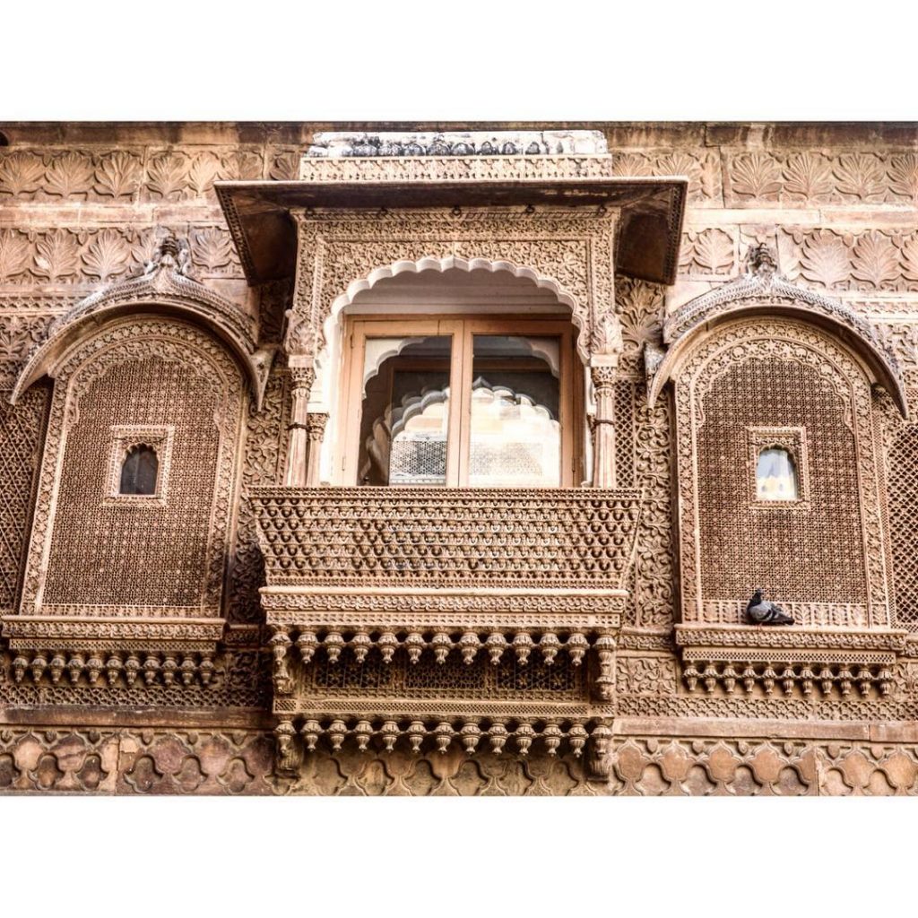 Salim singh haveli ! . . . . . #getlost  #explorer #optoutside  #worldshotz #theworldshotz&hellip;