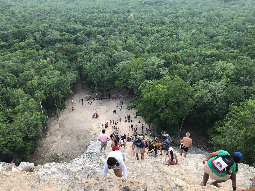 Coba. Rovine di una città Maya La piramide di Nohoch Mul. Centro religioso della&hellip;