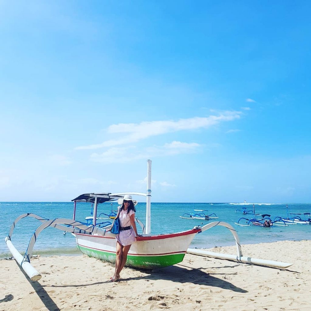 Life it’s better at the beach #sanur #sanurvibes #sanurbeach #sanurbali #sanurbeachbali #lifeisbetteratthebeach #beachlife #beautifullife&hellip;
