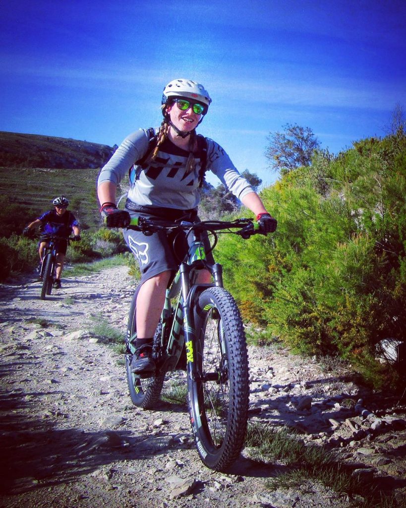 Hay sonrisas que iluminan una vida There is smiles that illuminate a life #BIKEGIRL&hellip;