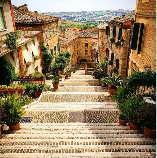 Corinaldo Italy #beautifulplaces #voyage #landscapstyles #travelphotography #travelblogger #hermanosviajeros #iloveamsterdam #sanfrancisco #igersnetherlands #winterlove #visitamsterdam #italy&hellip;