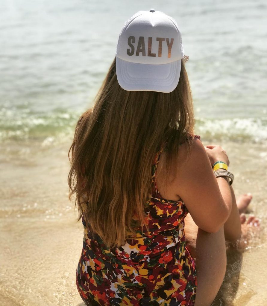 Salty but sweet #salty #saltlife #ocean #honduras #roatan #waterside #leavemehere #beachhairdontcare #cruising #norwegiangetaway