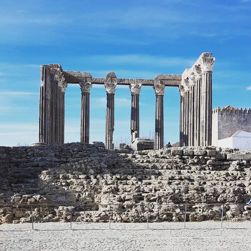 #templodediana #evora #évora #urlaub #holiday #sun #travel #enjoyyourlife #travelphotography #lissabon #lisboa #portugal #portuguese #atlantic&hellip;
