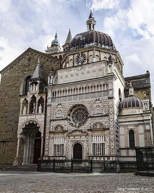 Cappella Colleoni. @visitbergamo_official @italiait °° Bulit in the 15th Century as the personal shrine&hellip;
