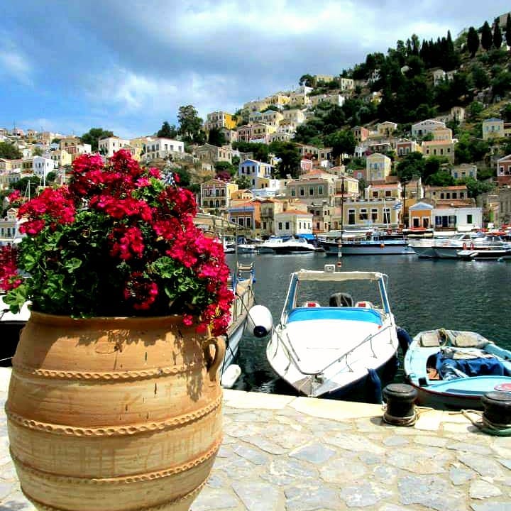 Grecja Symi “Nie byłam wszędzie ale mam to na liście”- Susan Sontag . #greece&hellip;