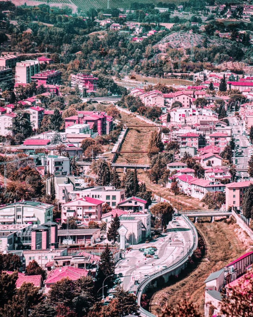 [ #Spoleto] La meravigliosa vista dal castello di Spoleto. #travel #travelblogger #travelphotography #wanderlust #italy&hellip;