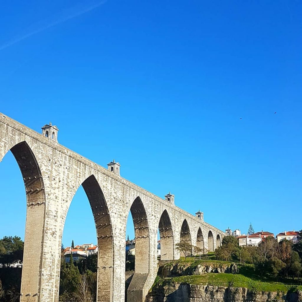#aquedutodasaguaslivres #aqueduct #urlaub #holiday #sun #travel #enjoyyourlife #travelphotography #lissabon #lisboa #portugal #portuguese #atlantic #atlanticocean&hellip;