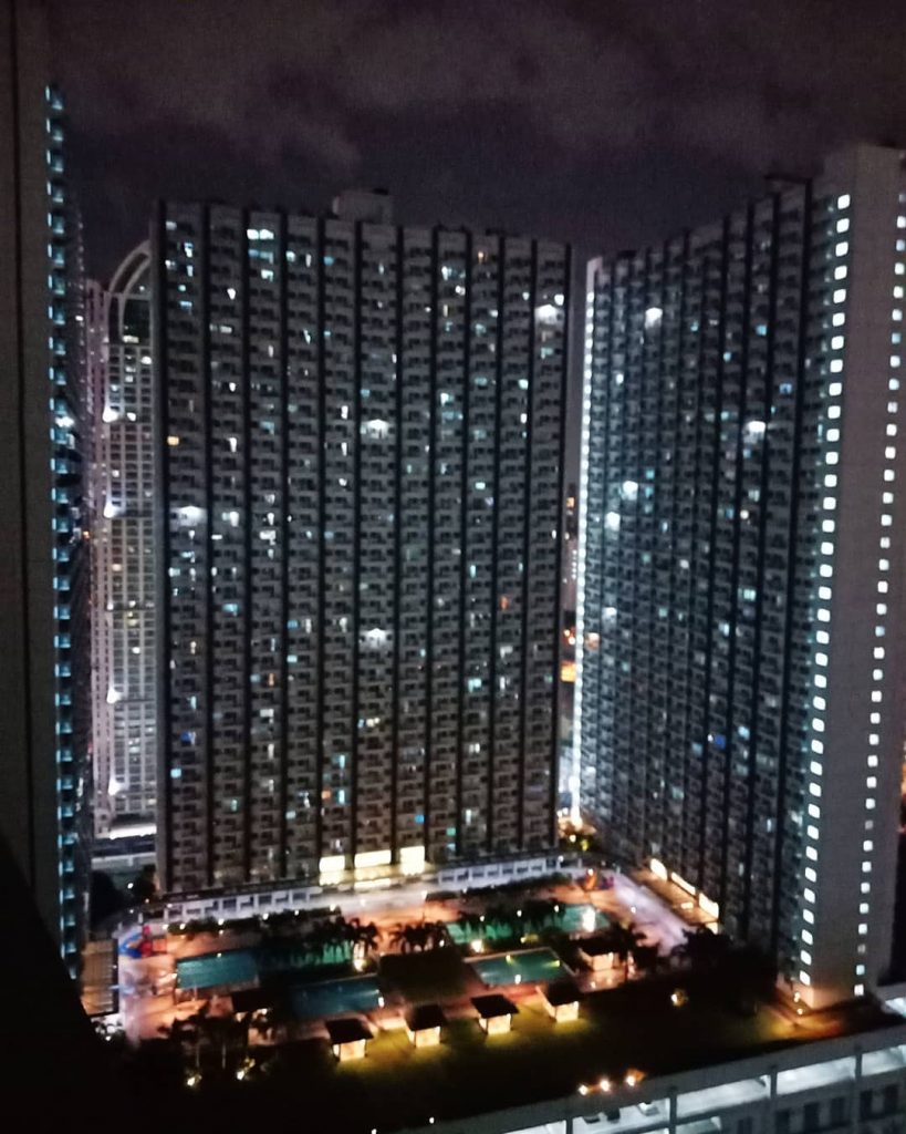 What’s goin’ on there? #Saturday #saturdaynight #night #Weekend #travelholic #travelers #travelbag #travellers #traveling #travelbug&hellip;