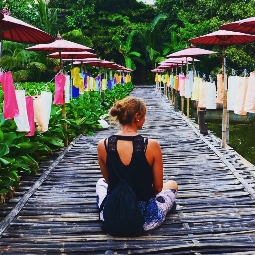 #watjetlin #chiangmai #thailandgirl #relaxing #thailand #thailandculture #photography #travelblogger #travelthroughlenses #beautifulcolours #travellingmakesmehappy #culture #nature #naturephotography&hellip;