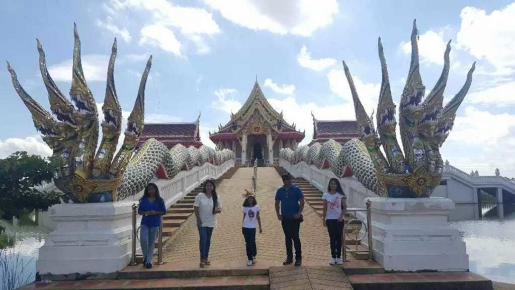 Nice of view Temple at Bangkok #visualsofearth #beautifuldestinations #ilovetravel #amazing #hermanosviajeros #iloveamsterdam #thailand #igersnetherlands&hellip;