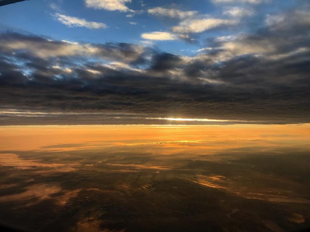 Blue and orange ️ LimaChiclayo #sunset #flightview #sky #sunrise #bnesimppl #travel #flight #plane #peru&hellip;