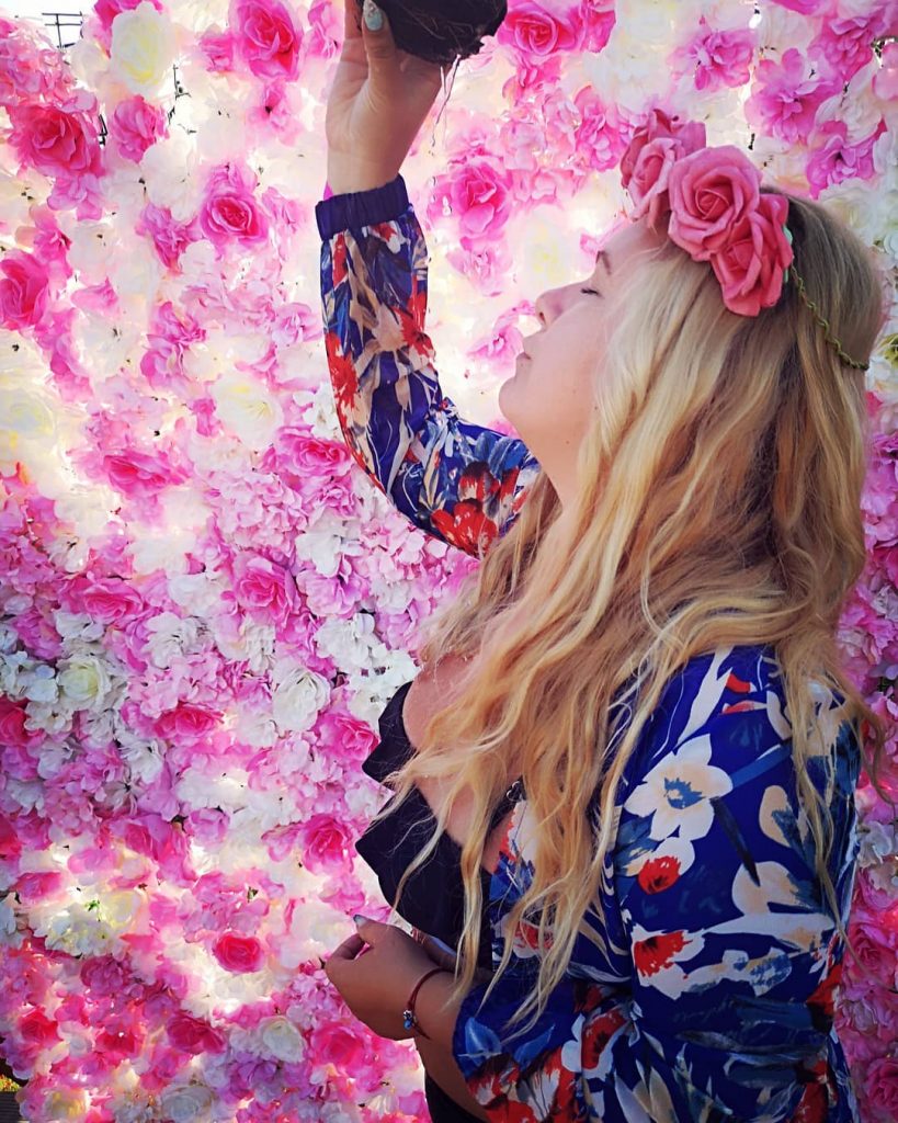 Coconut Juice anyone? ????. . . . . . . #coconut #coconutmilk #coconutlover #coconutlovers&hellip;