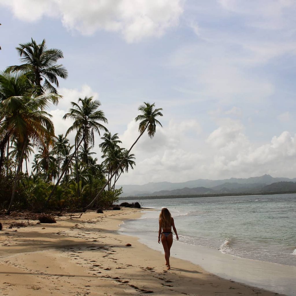 Dlaczego poniedziałki nie mogą wyglądać ???? #rozmarzona #memories #girlslovetravel #island #color #nature #travel #trip&hellip;