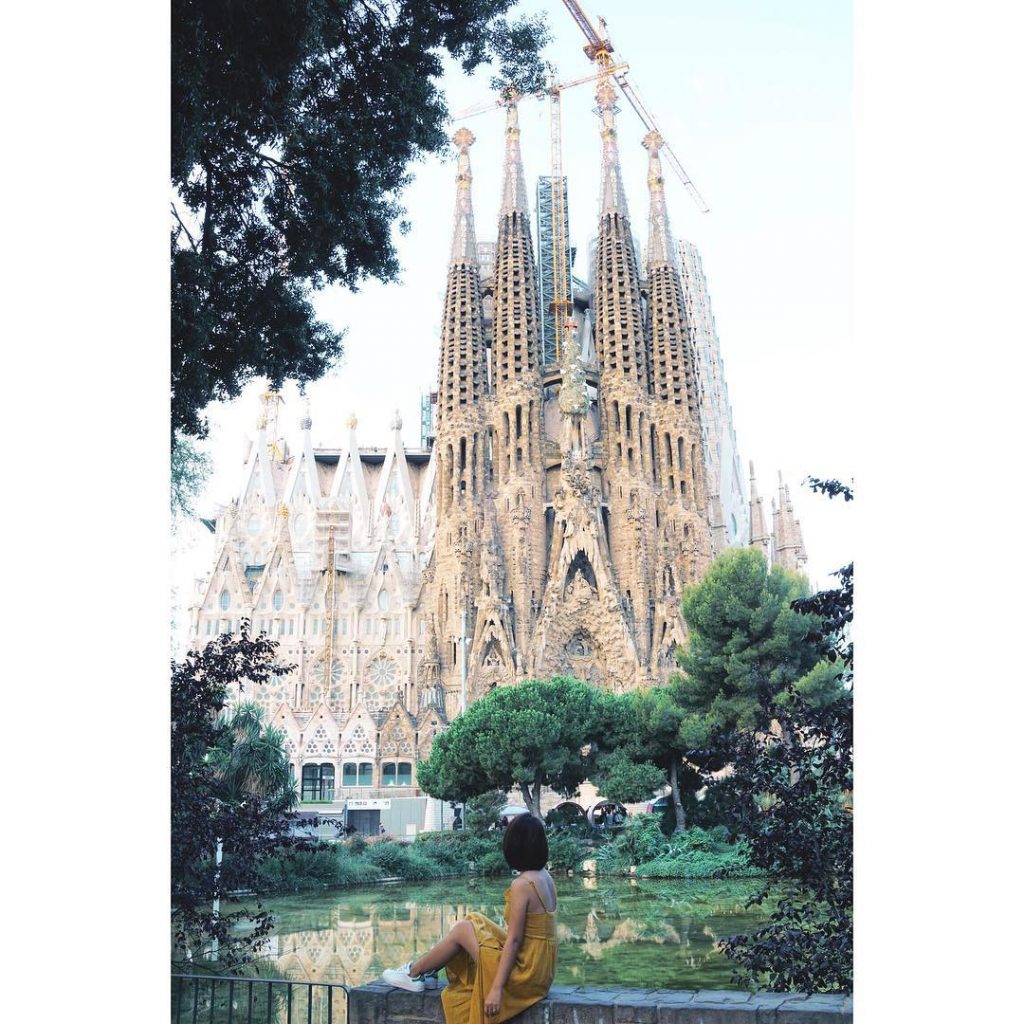 If anyone has left his mark on #Barcelona it was architect Antoni Gaudí ‍His&hellip;